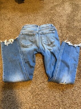 KanCan Light Blue Distressed Ankle Jeans